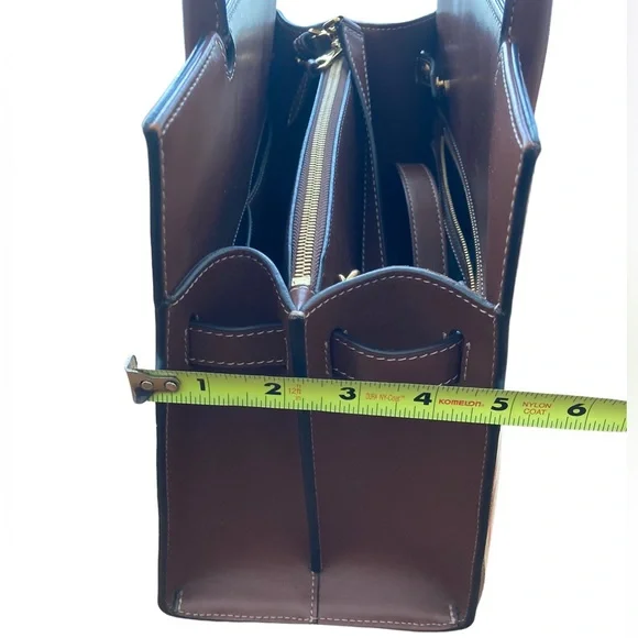 Authentic Burberry vintage two handle check bag. With dust bag. - Picture 6 of 10